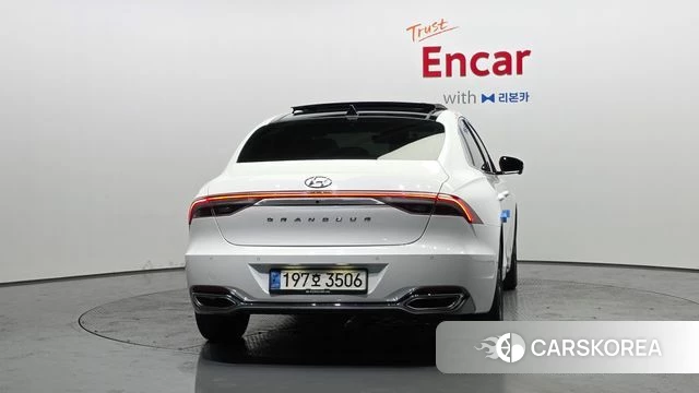 Hyundai The New Grandeur IG Hybrid id 4608556 из Кореи 26