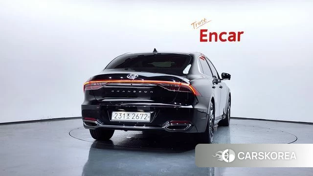 Hyundai The New Grandeur IG id 4317615 из Кореи 26