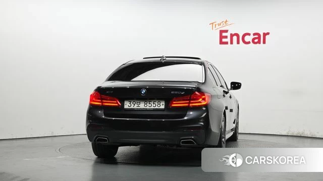 BMW 5 Series (G30) id 4197266 из Кореи 27