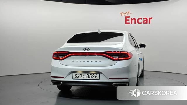 Hyundai Grandeur IG id 4430610 из Кореи 14