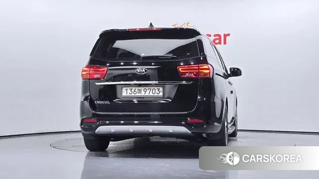 Kia The New Carnival id 2981137 из Кореи 14