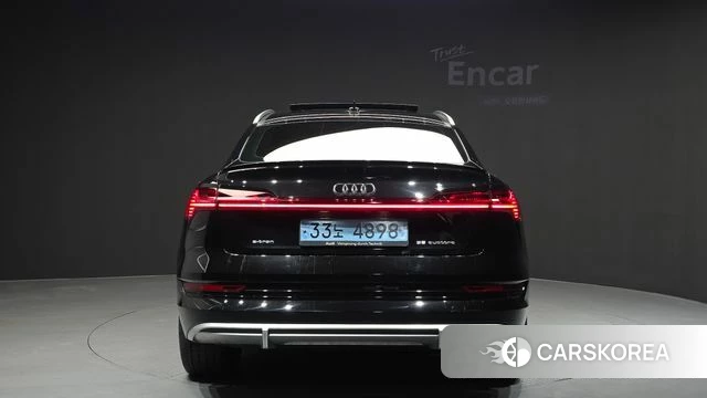 Audi e-Tron id 3794423 из Кореи 14