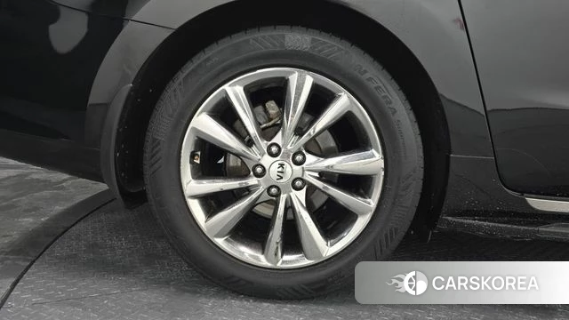 Kia The New Carnival id 3894127 из Кореи 13