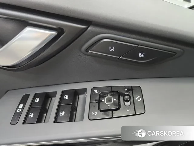 Kia Di Ol Nu Niro id 2939661 из Кореи 14