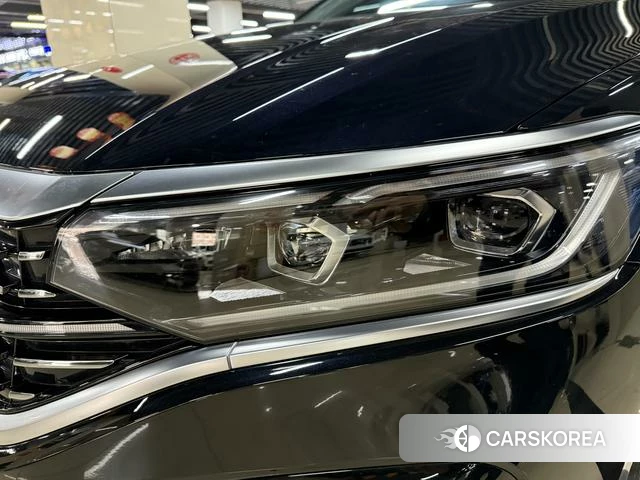 Volkswagen Passat id 4258195 из Китая 18