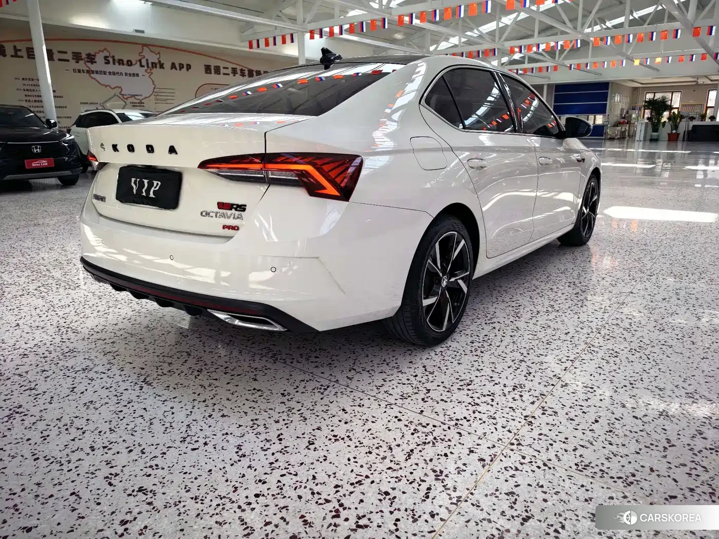 Skoda Octavia id 4559571 из Китая 17