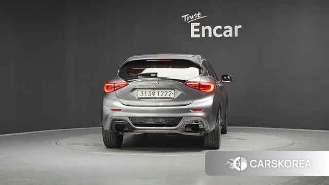 Infiniti Q30 id 3134118 из Кореи 14