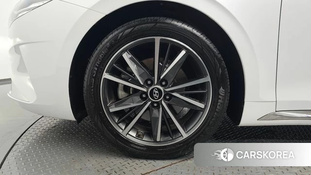 Hyundai The New Grandeur IG id 4731048 из Кореи 28