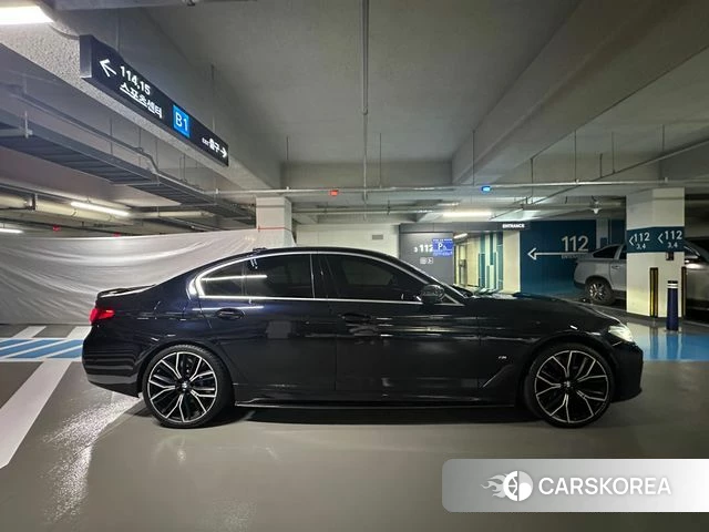 BMW 5 Series (G30) id 4721891 из Кореи 8