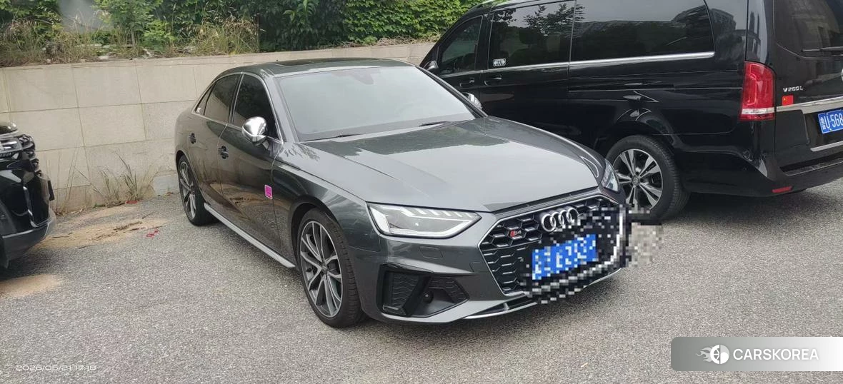 Audi S4 2020 Темно-серый из Китая, фото 5
