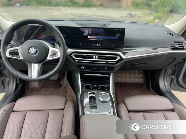 BMW 3 series 2024 Серебристо-серый из Китая, фото 4