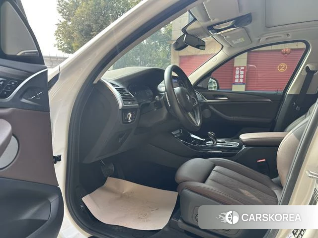 BMW X3 id 4265768 из Китая 10