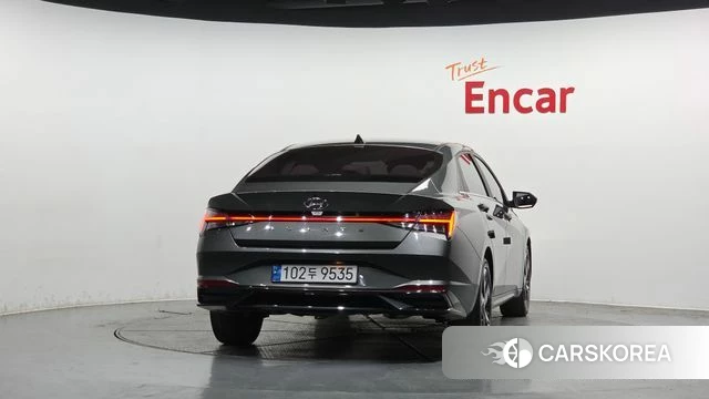 Hyundai Avante (CN7) id 3793916 из Кореи 14