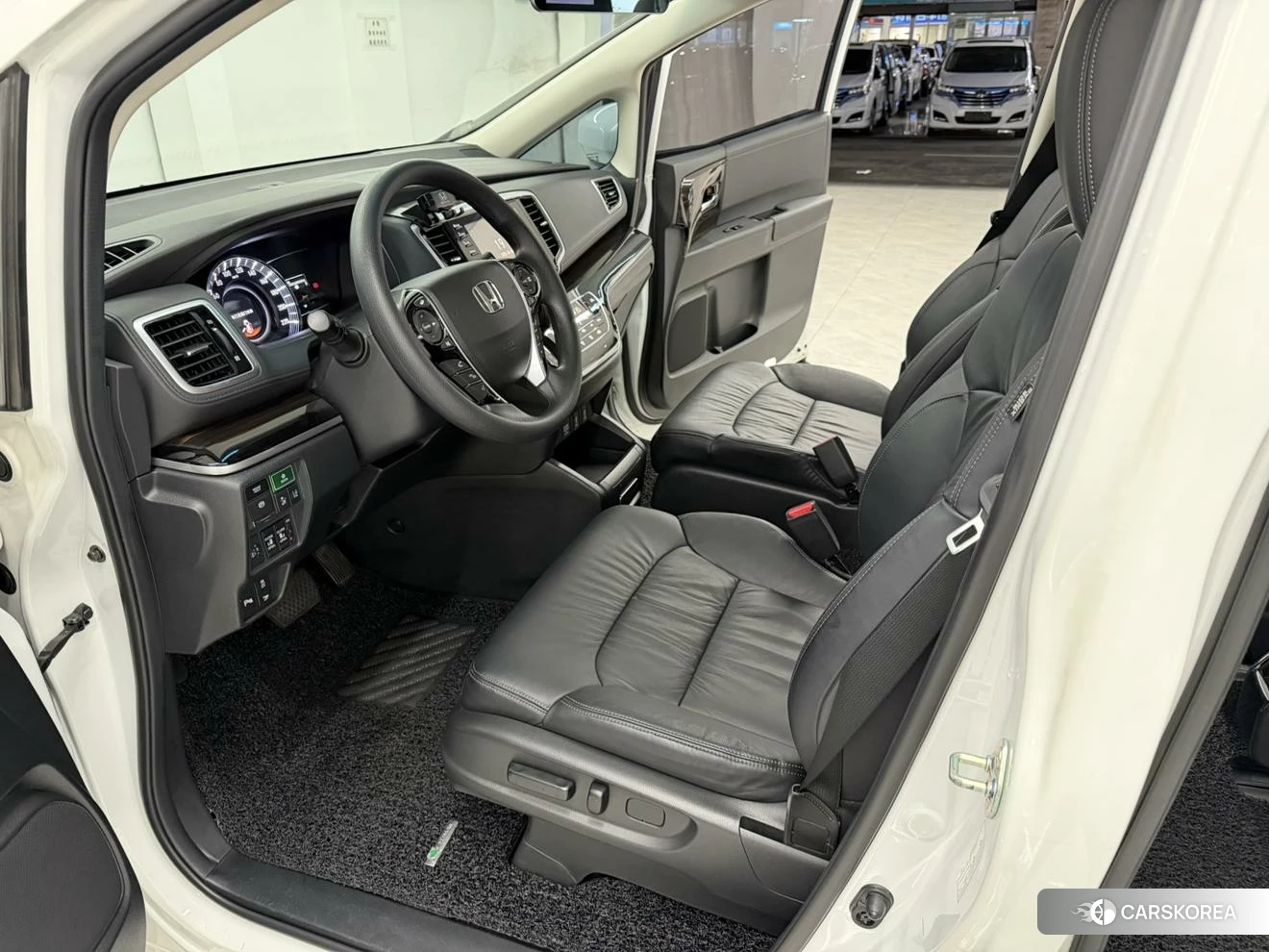 Honda Odyssey id 4455864 из Китая 17