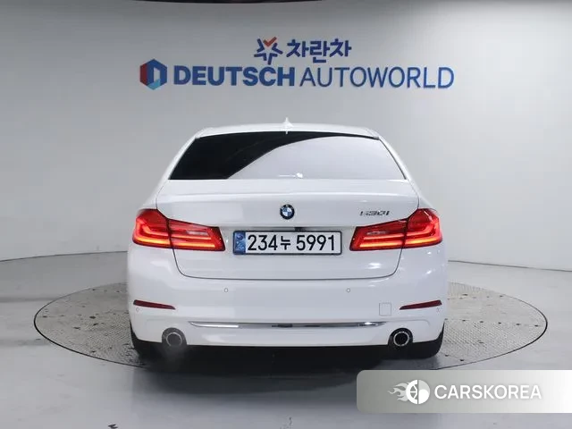 BMW 5 Series (G30) id 3567746 из Кореи 14