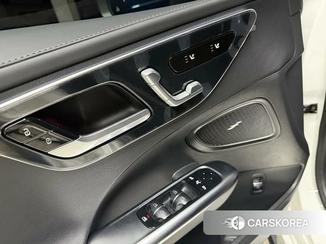 Mercedes-Benz Class C 2025 Белый из Китая, фото 4