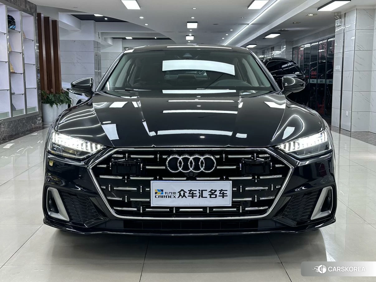 Audi A7L id 4454671 из Китая 15