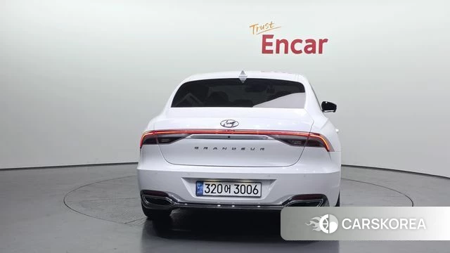 Hyundai The New Grandeur IG Hybrid id 4409678 из Кореи 14