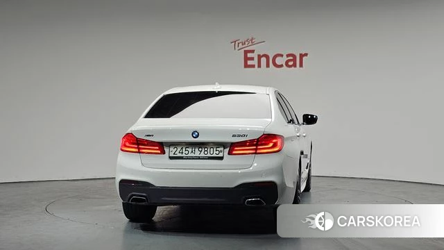 BMW 5 Series (G30) id 3873854 из Кореи 14