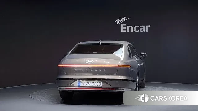 Hyundai Grandeur (GN7) id 3432169 из Кореи 14