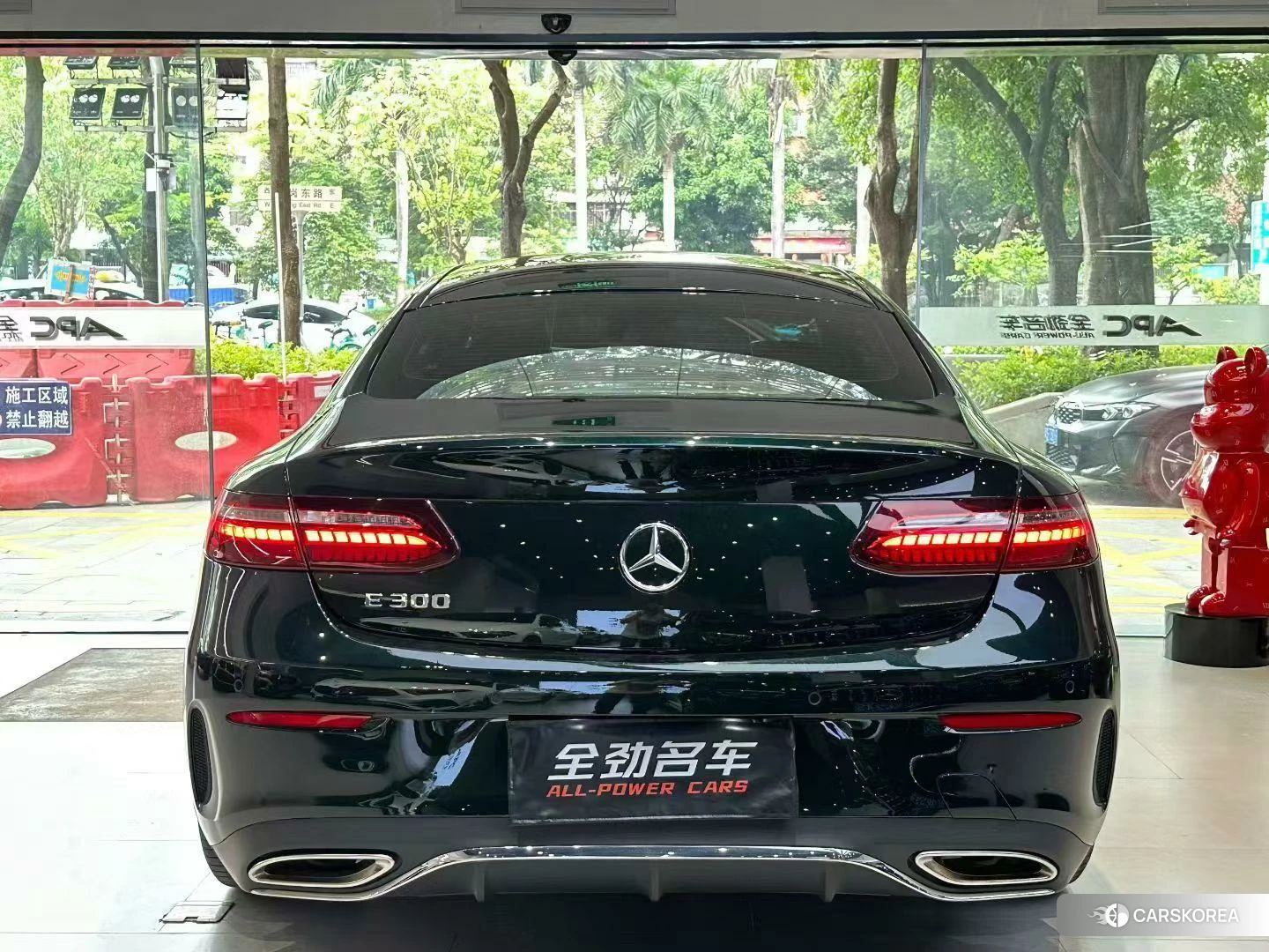 Mercedes-Benz E-class (imported) 2022 Зеленый из Китая, фото 4