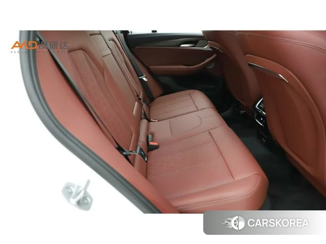 BMW X3 2024 Белый из Китая, фото 4
