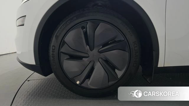 Tesla Model Y id 4612319 из Кореи 27