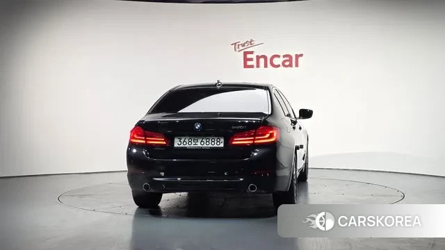 BMW 5 Series (G30) id 3407586 из Кореи 14
