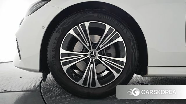 Mercedes-Benz E-Class W214 id 4847526 из Кореи 30