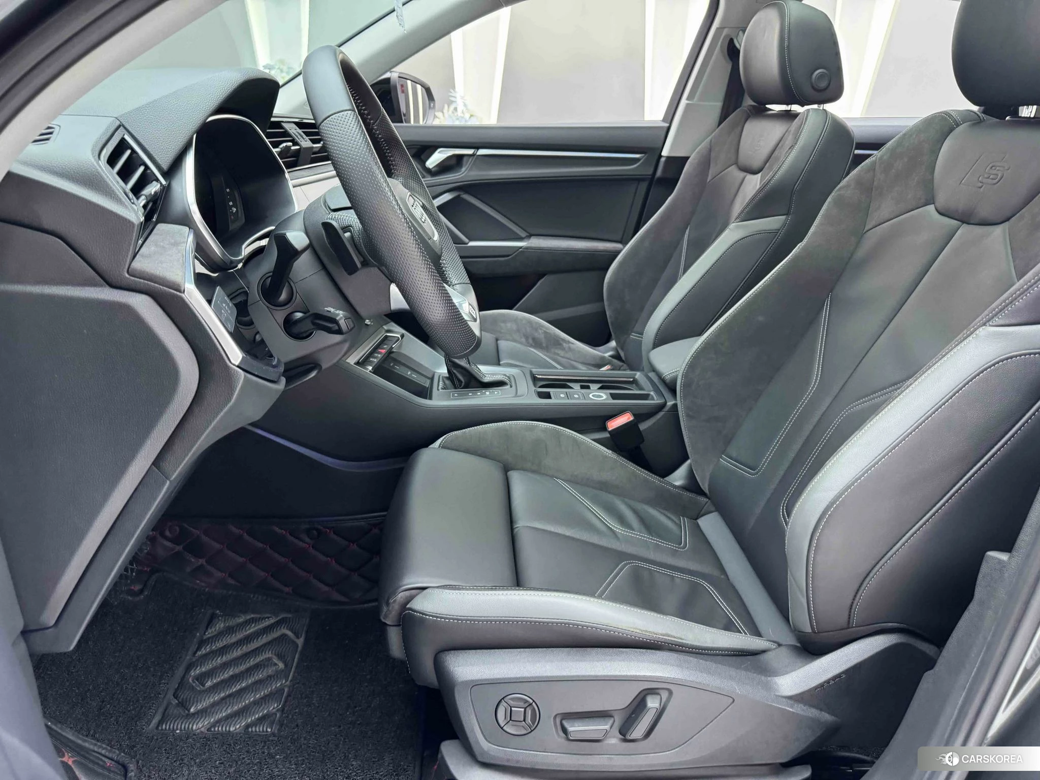 Audi Q3 Sportback id 4440790 из Китая 12
