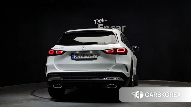 Mercedes-Benz GLA - Class H247 id 3833801 из Кореи 14