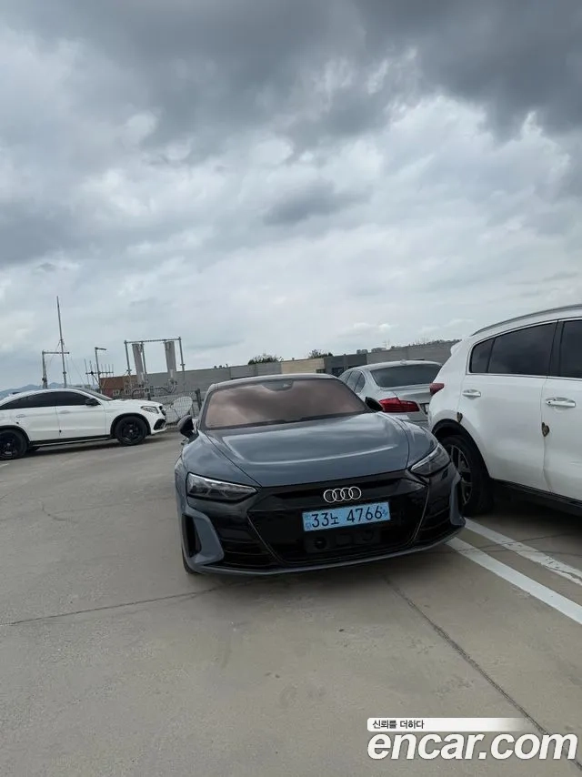 Audi e-Tron GT id 2874808 из Кореи 4