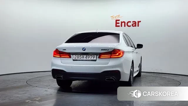 BMW 5 Series (G30) id 3682685 из Кореи 14