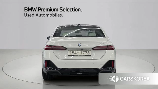 BMW 5 Series (G60) id 4853441 из Кореи 14
