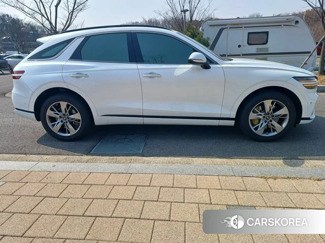 Genesis GV70 id 3843313 из Кореи 11