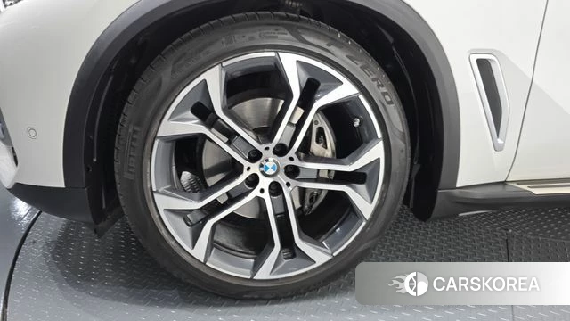 BMW X5 (G05) id 4186744 из Кореи 27