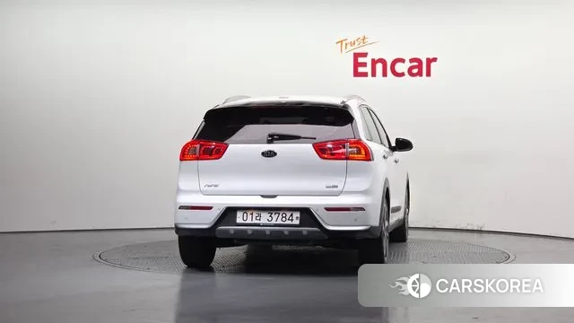 Kia Niro id 3391644 из Кореи 14