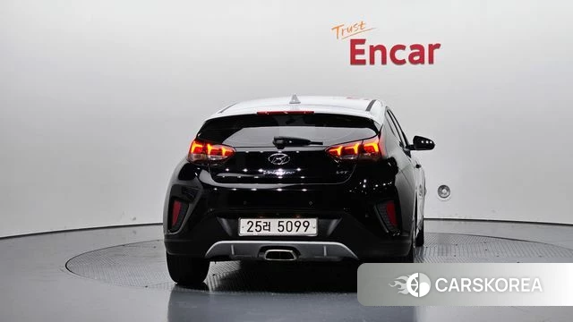 Hyundai Veloster (JS) id 4849933 из Кореи 14
