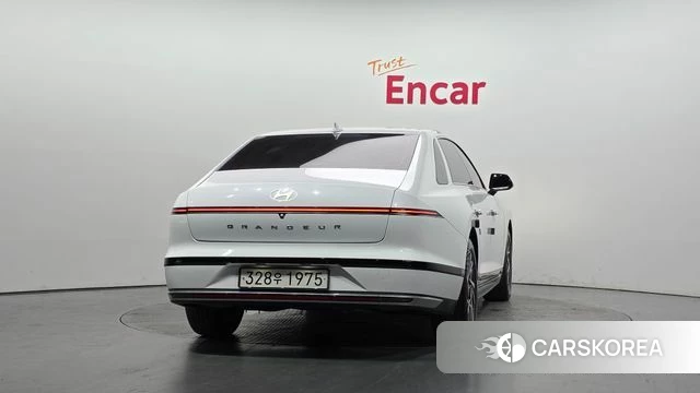 Hyundai Grandeur (GN7) id 4494513 из Кореи 14