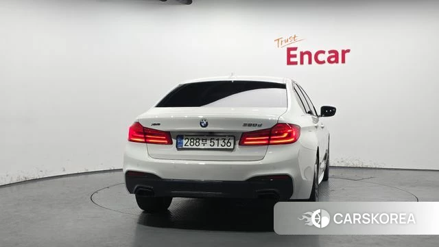 BMW 5 Series (G30) id 3861799 из Кореи 14