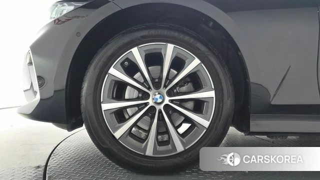 BMW 3 Series (G20) id 4493750 из Кореи 26