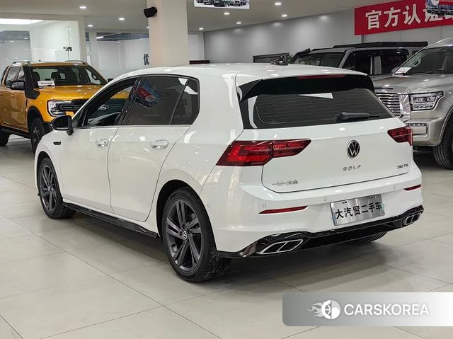 Volkswagen Golf 2022 Белый из Китая, фото 6
