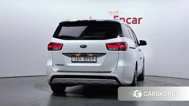 Kia All New Carnival id 4543719 из Кореи 14