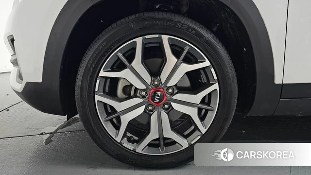 Kia Seltos id 4568333 из Кореи 31