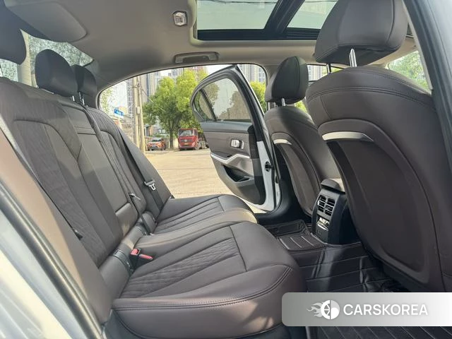 BMW i3 id 4307209 из Китая 11