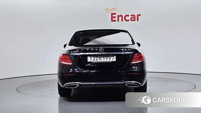 Mercedes-Benz E-Class W213 id 3336208 из Кореи 14