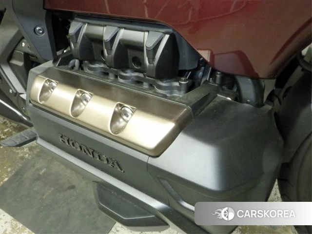 Engine photo