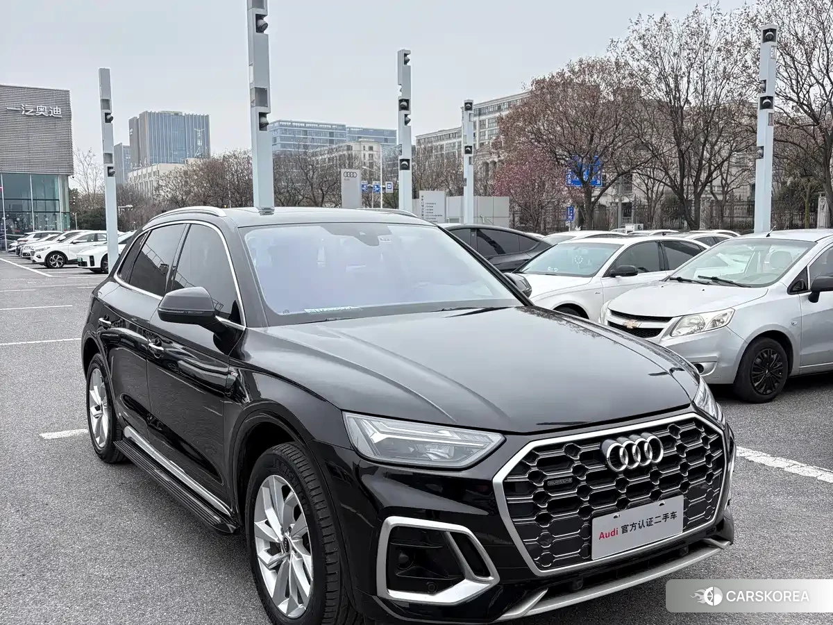 Audi Q5L 2022 Черный из Китая, фото 4