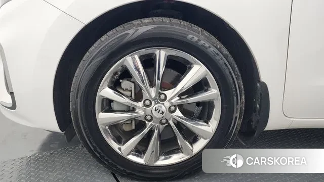 Kia The New Carnival id 3601845 из Кореи 14