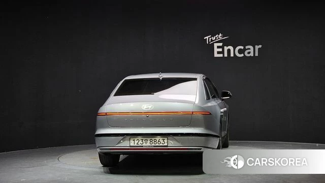 Hyundai Grandeur (GN7) id 4178095 из Кореи 14